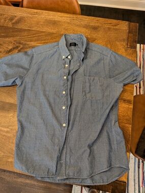 Taylor Stitch Chambray Button-Down Shirt in Light Blue